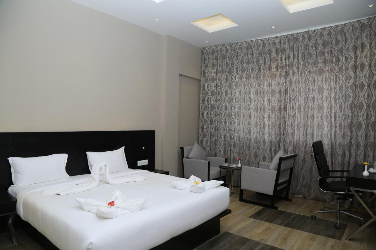 Hotel Queens Inn Velankanni Buitenkant foto