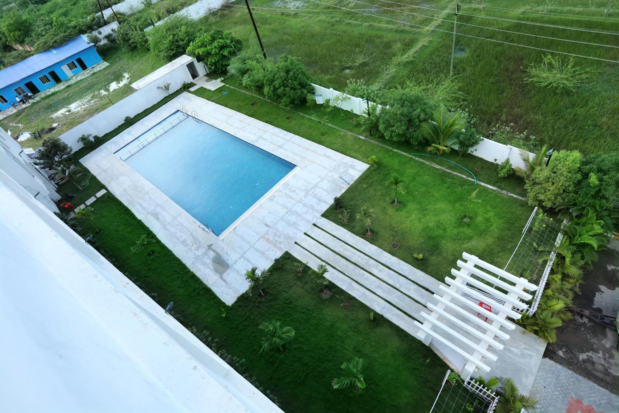 Hotel Queens Inn Velankanni Buitenkant foto