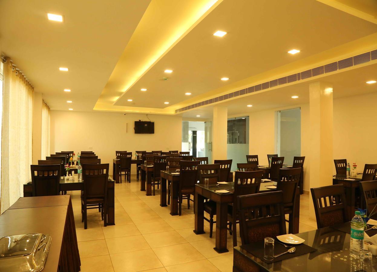 Hotel Queens Inn Velankanni Buitenkant foto