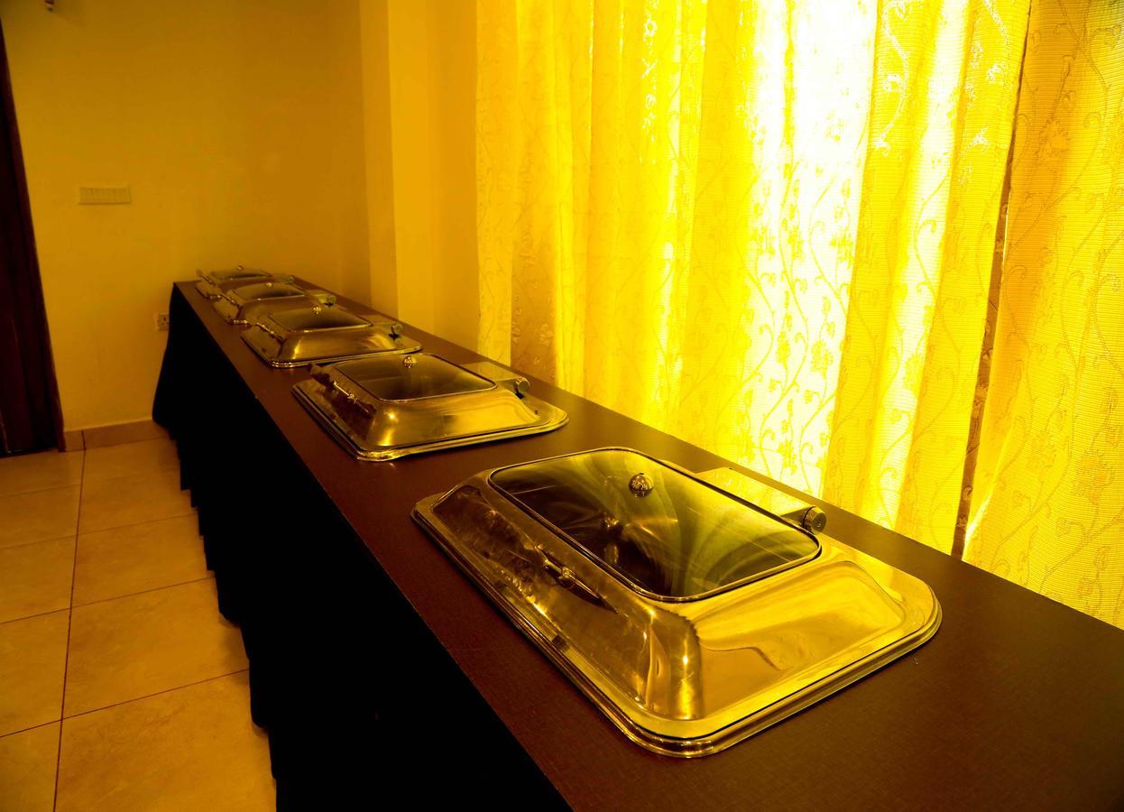 Hotel Queens Inn Velankanni Buitenkant foto
